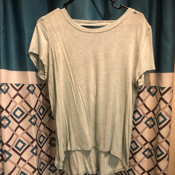 Cute Back High Low Top - Picture 2 of 4